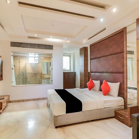Townhouse 939 Hotel Gagan Inn Near Satyam Inox Patel Nagar New Delhi Exterior photo