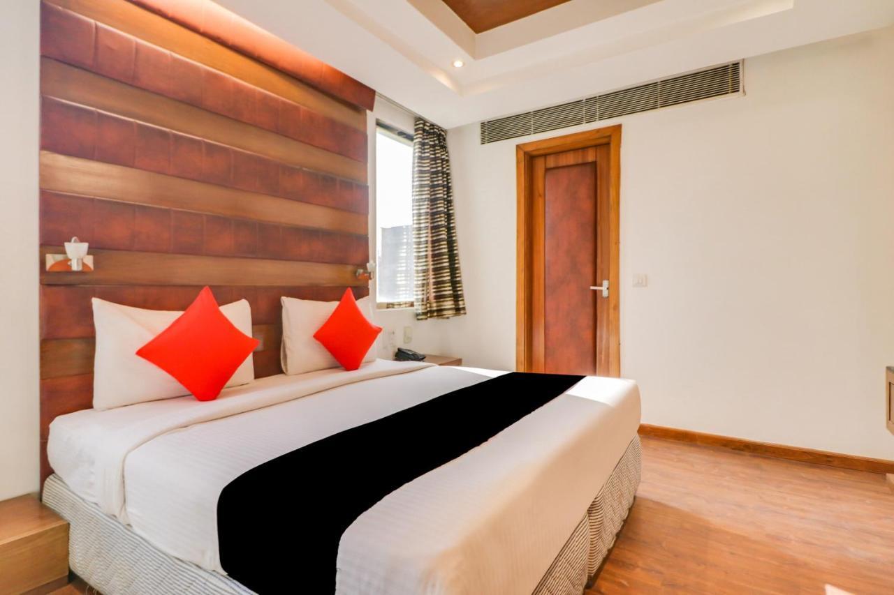 Townhouse 939 Hotel Gagan Inn Near Satyam Inox Patel Nagar New Delhi Exterior photo
