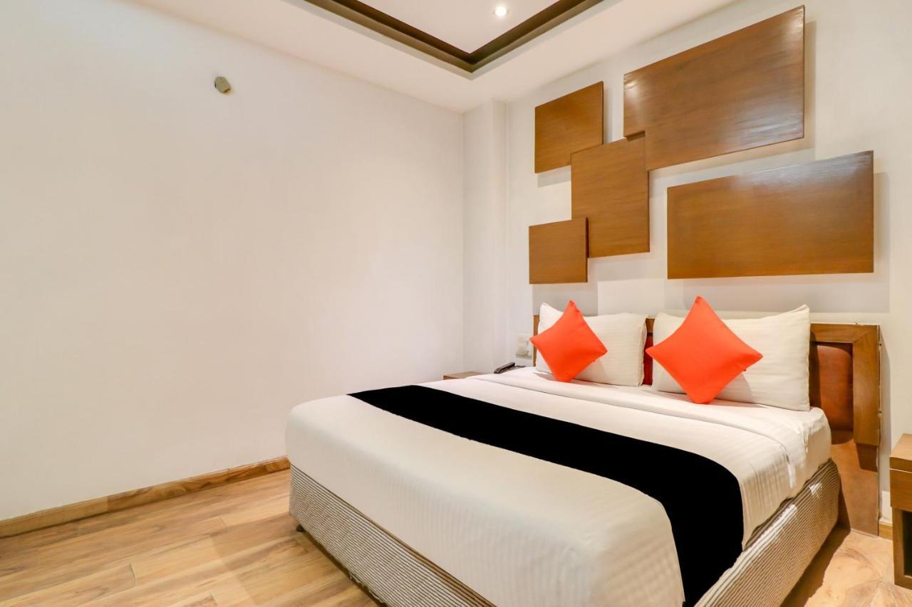 Townhouse 939 Hotel Gagan Inn Near Satyam Inox Patel Nagar New Delhi Exterior photo